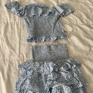 Skirt two piece set BRAND NEW NEVER WORN STILL HAS TAGS
